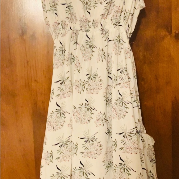 Culture Shop Mini Dress. Off White and Black. - Picture 8 of 8